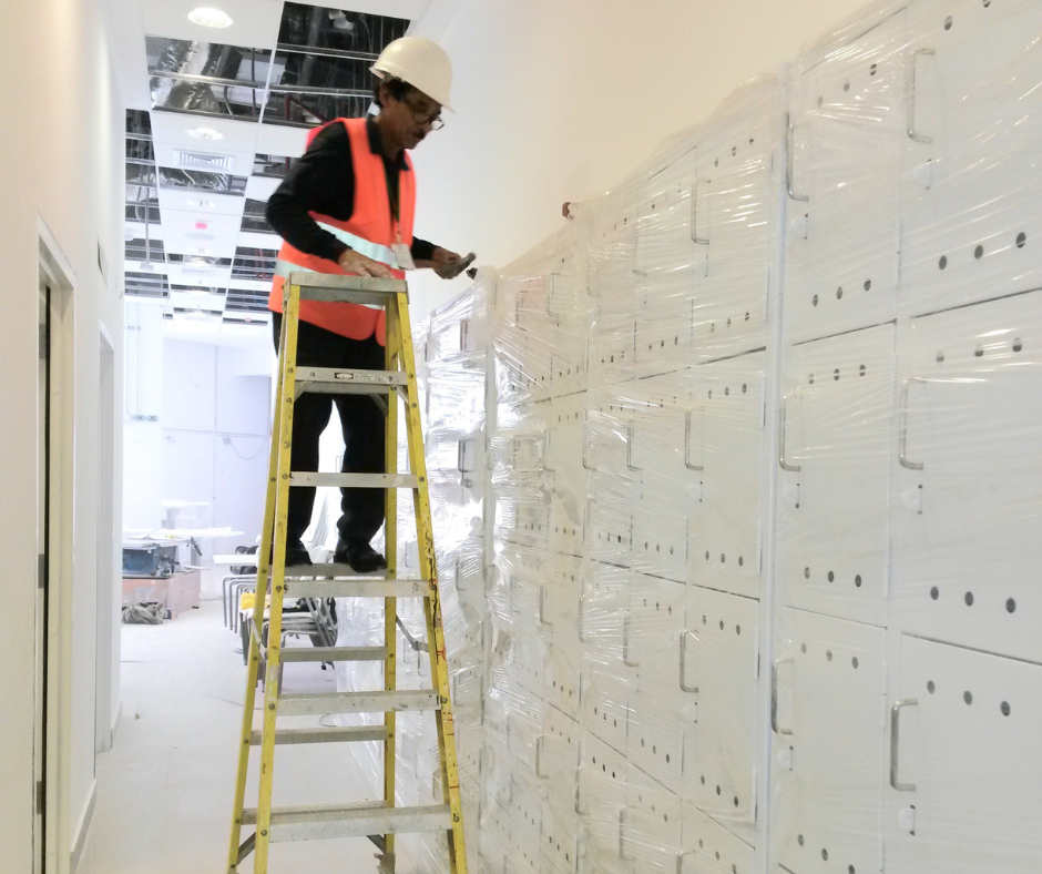 Lockers para colegios, lockers para universidades, armarios, sillas giratorias, mesas comedor